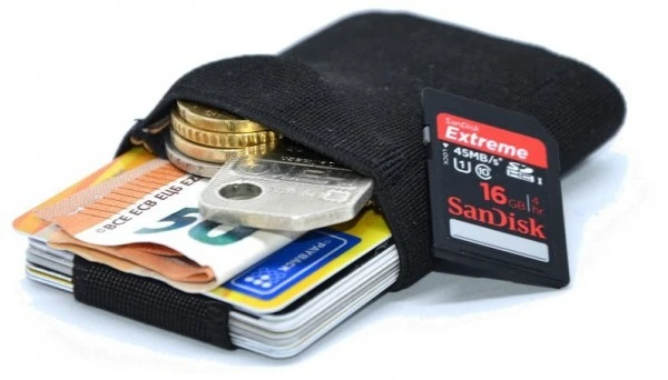 Zubehör Action-Spielzeug Makakaontherun Zugband Slim Wallet Schwarz 5 Zubehör Action-Spielzeug Makakaontherun Zugband Slim Wallet Schwarz – Bild 5